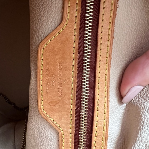 SOLD! Louis Vuitton Petit Bucket - Picture 6 of 10